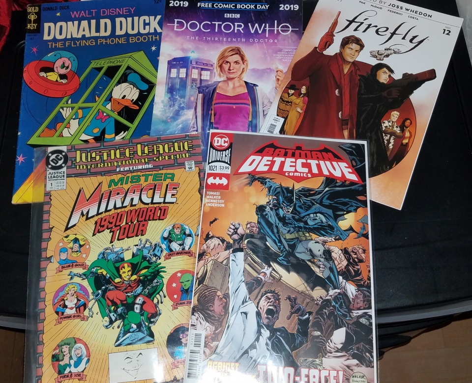 Hey, guys -- with everybody stuck at home, I know I'm not the only one tackling a huge stack of unread comics during the quarantine. What did you all read today? Here are mine...